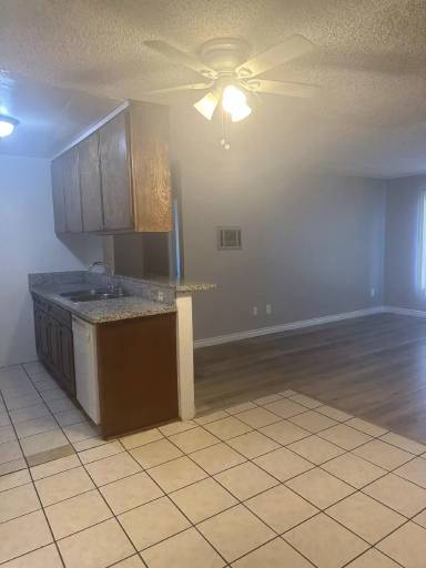 Main picture of 9075 Cedros Ave