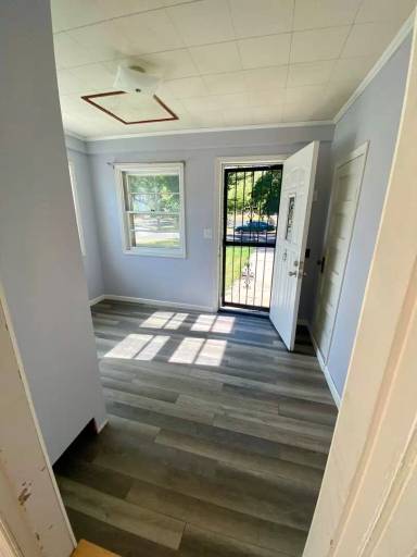 Main picture of 703 N 2nd St