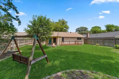 Main picture of 19315 Gagelake Ln