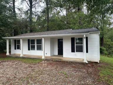 Main picture of 2136 Newton St