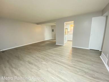Main picture of 1002 SW Summit Ave