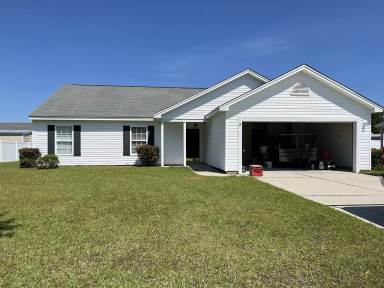Main picture of 745 Alexis Dr