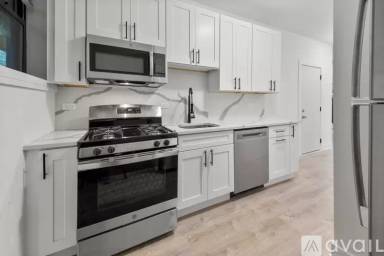 Main picture of 1902 N Whipple St & 3058 W Cortland St Apartments