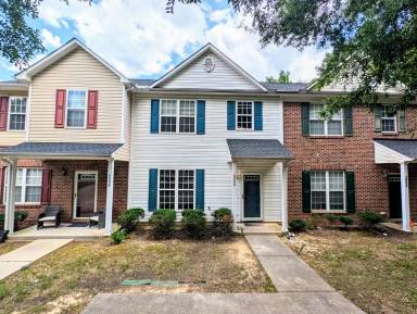 Main picture of 5806 Neuse Wood Dr