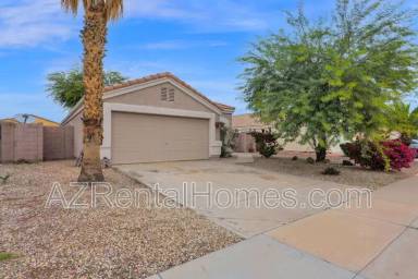 Main picture of 882 E Monterey St