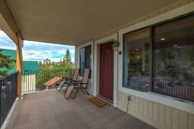 Main picture of 495 Tramway Dr