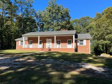 Main picture of 7817 Knightdale Blvd