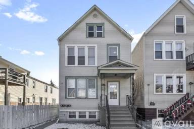 Main picture of 5005 W 31st Pl