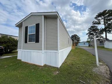 Main picture of 553 Corbin St