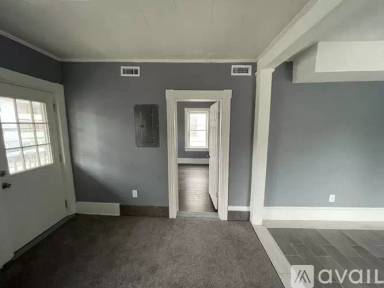 Main picture of 145 Railroad St