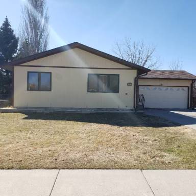 Main picture of 816 Chickadee Ct