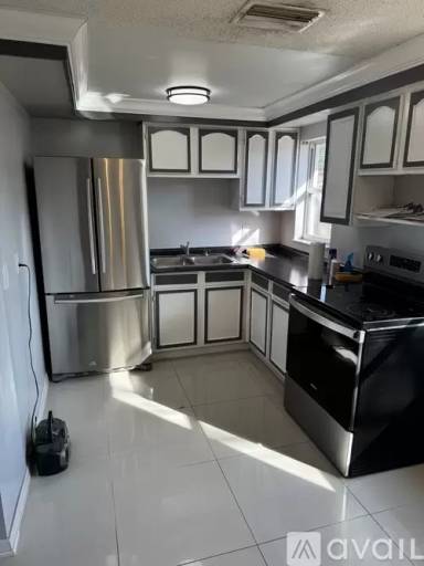 Main picture of 9343 83rd Ln