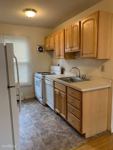 Main picture of 388 Belleville Ave