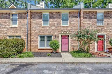 Main picture of 139 Forrest Ave
