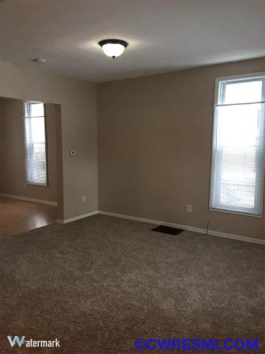 Main picture of 1017 Logan St SE