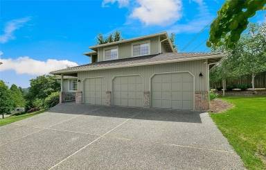 Main picture of 12831 SE 84th St