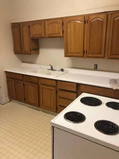Main picture of 617 E 9th St
