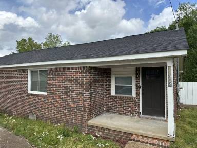 Main picture of 62 Cinnamon Dr