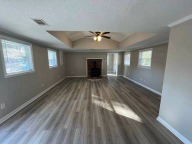 Main picture of 102 Vidalia Rd