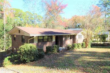 Main picture of 2727 Pierce Dr N