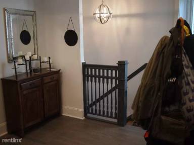 Main picture of 1517 N Bell Ave
