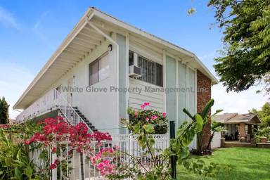 Main picture of 526 W Chestnut St