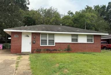 Main picture of 2030 Windsor Ave