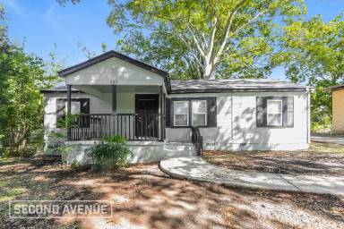 Main picture of 349 Robison Dr