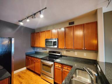 Main picture of Dry Creek Crossing