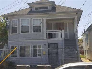 Main picture of 2555 E 15th St