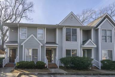 Main picture of 600 Woodrow St