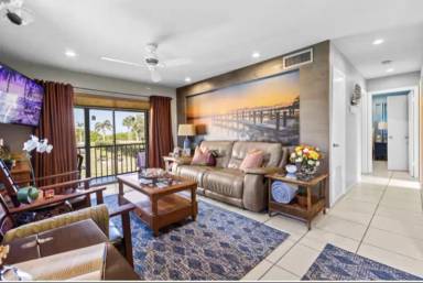 Main picture of 715 S Ocean Dr