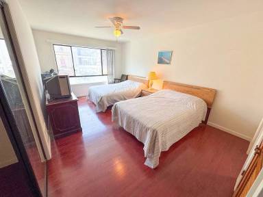 Main picture of 639 Broadway