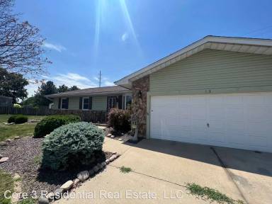 Main picture of 83 Roundtable Rd