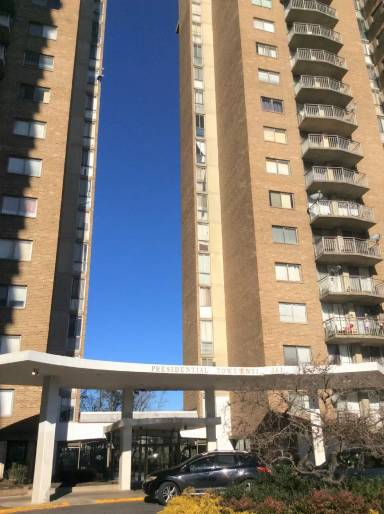 Main picture of Presidential Towers Condominiums