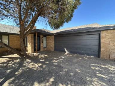 Main picture of 6806 4th St