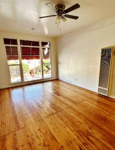 Main picture of 1781 Orchid Ave