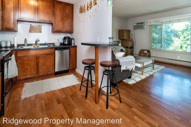 Main picture of 3729 Snelling Ave