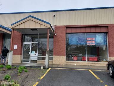 Main picture of 1635 Eastern Pkwy