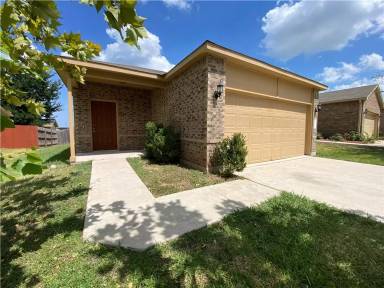Main picture of 5704 Knoll Pines Pass