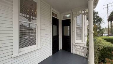 Main picture of 256 Nordina St
