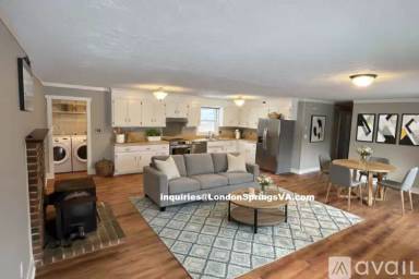 Main picture of 21116 Wells St