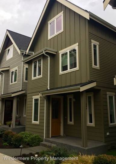 Main picture of 686 Wintersweet Rd NE