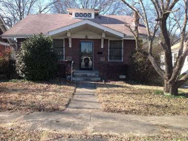 Main picture of 1519 Maple St