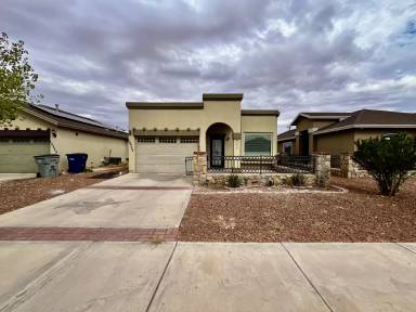 Main picture of 12777 Tre Maximiliano Ave