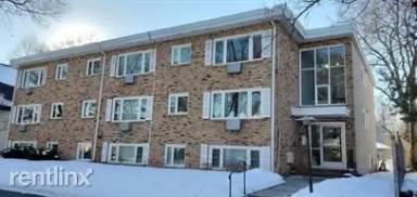 Main picture of 3428 Harriet Apartments