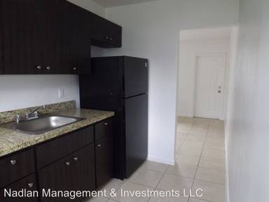 Main picture of 155 NW 10th St