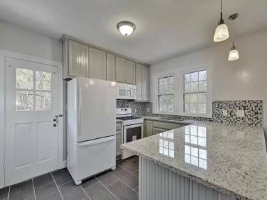 Main picture of 3202 Beanna St