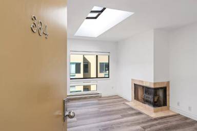 Main picture of 444 Francisco St