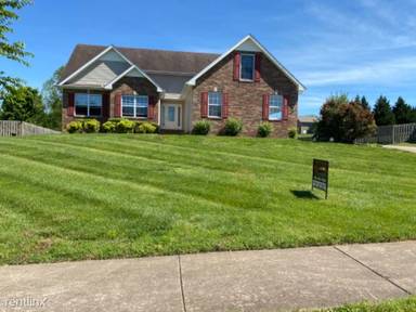 Main picture of 210 Glenda Ct